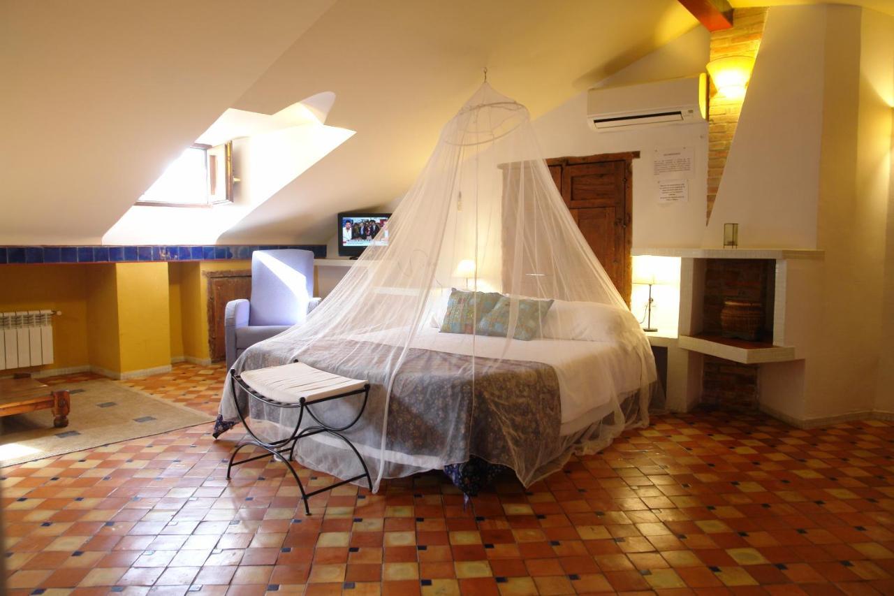 Casa Rural Plaza De Santa Maria Cazorla Eksteriør billede