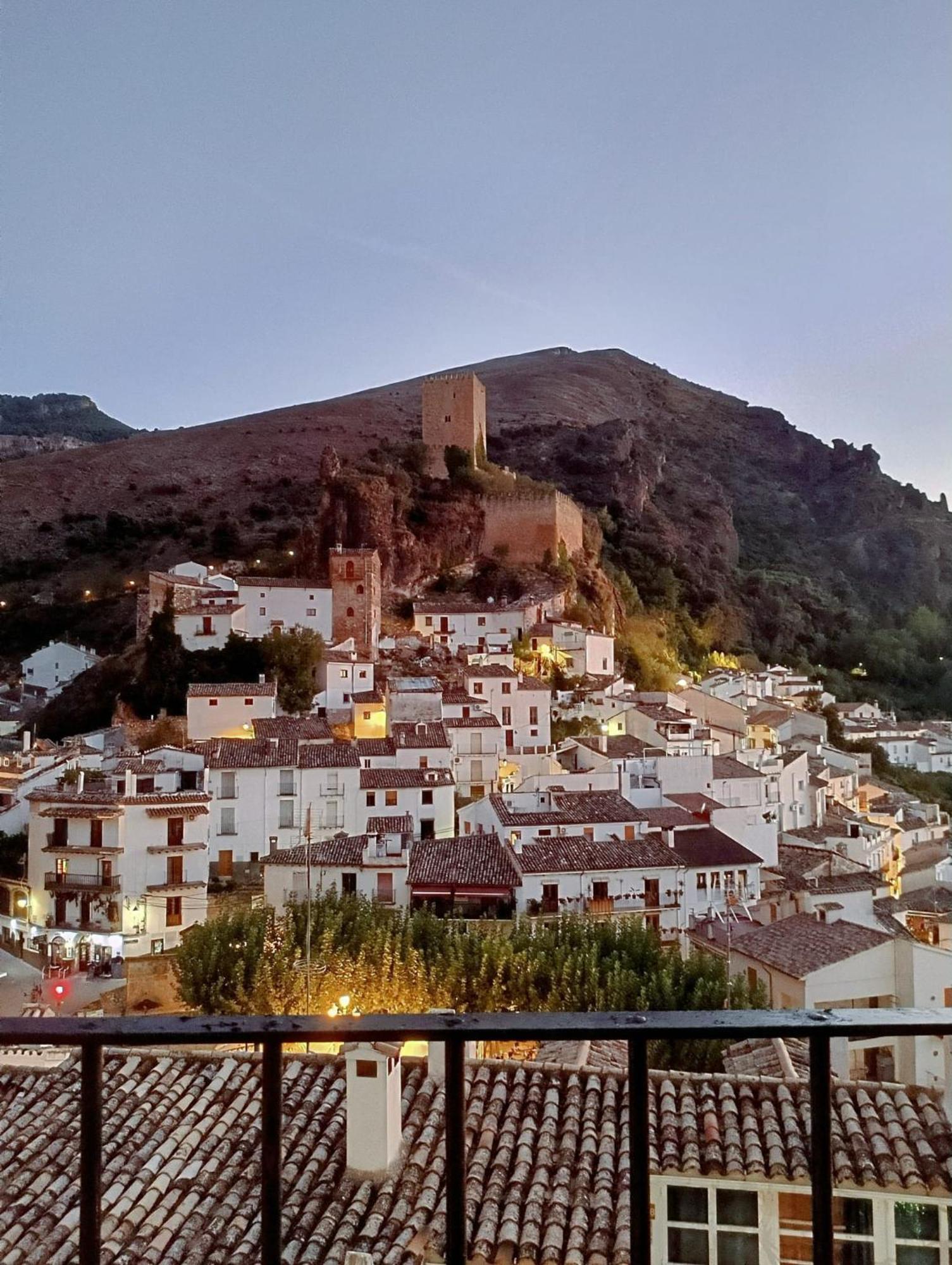 Casa Rural Plaza De Santa Maria Cazorla Eksteriør billede